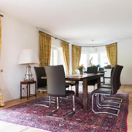 Sawallisch Guest house 4*